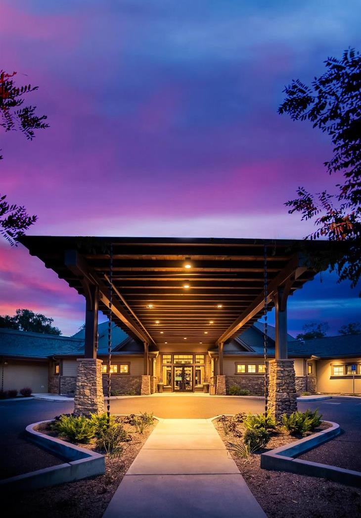 Clubhouse_Entrance_with_Sky_edited